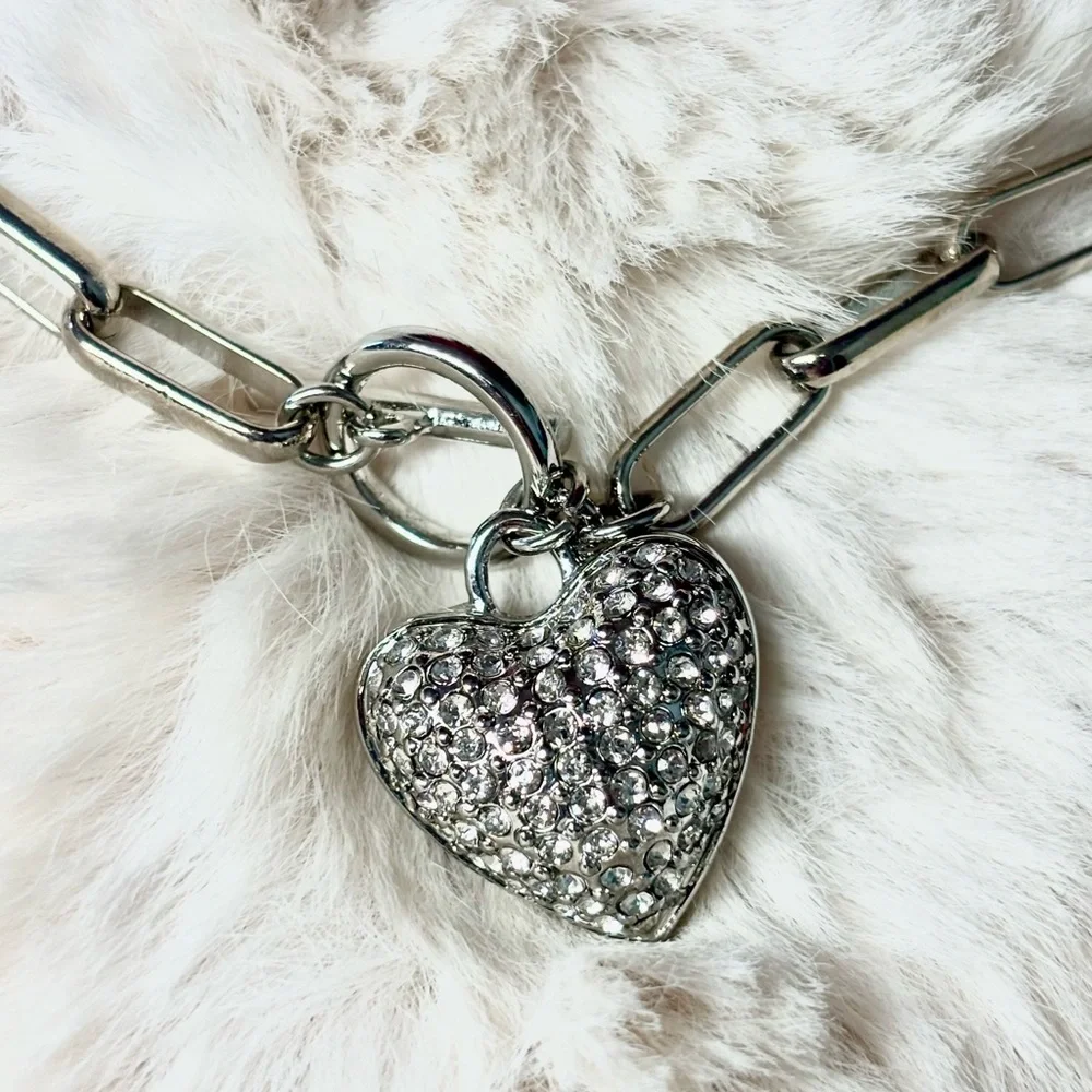 Urban Outfitters Rhinestone Crystal Heart Necklace - Picture 7 of 11